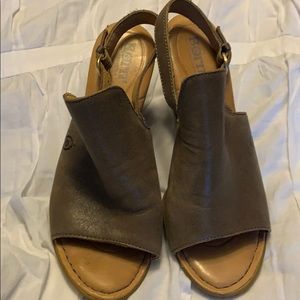 Born Wedge Sandals Size 7
